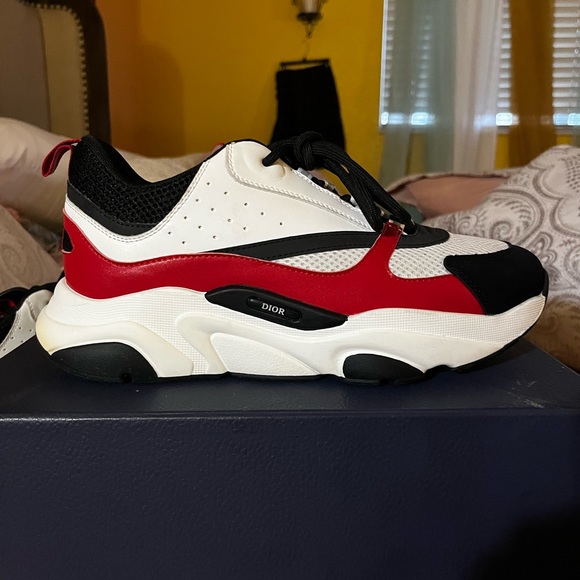 Dior b22 sneakers Red White and Black 100% authentic, comes with box!! - Picture 3 of 9
